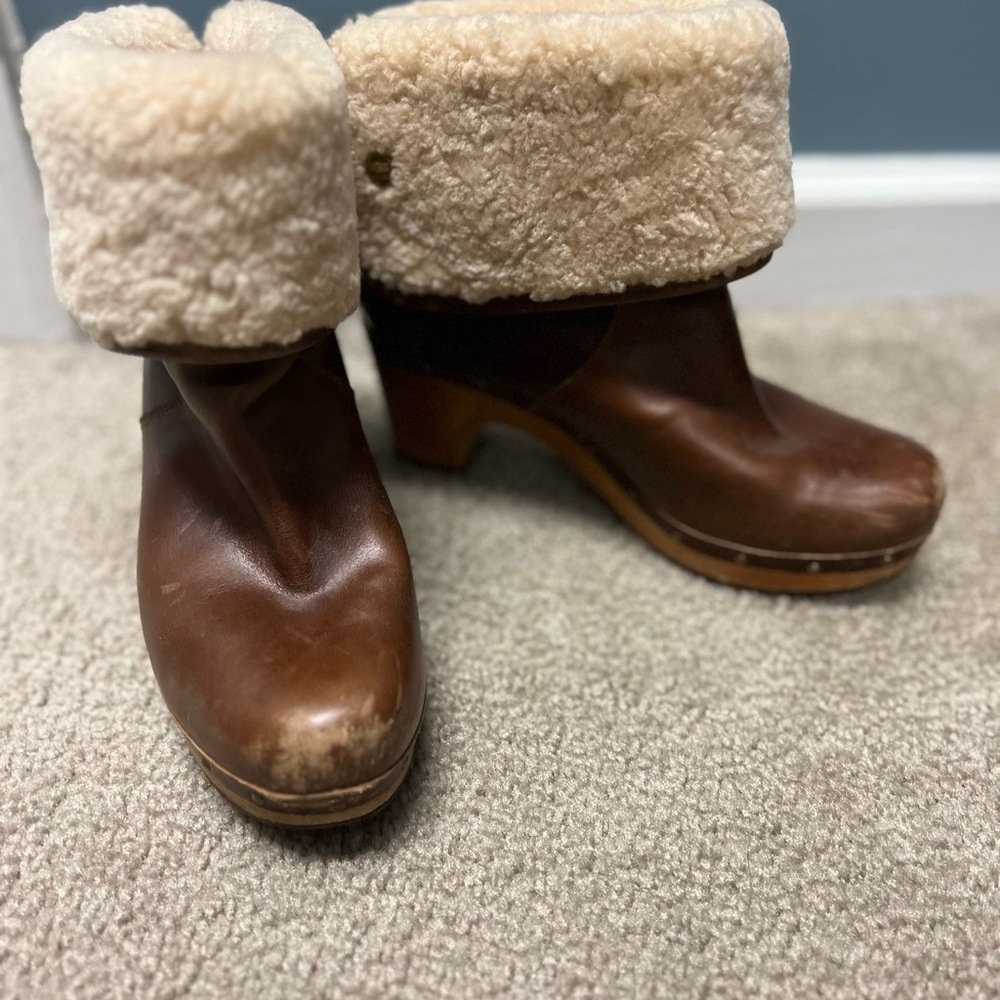 Women's Brown Shearling-Lined Clogs - image 6
